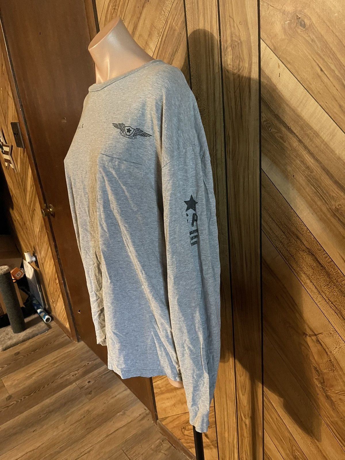 Gap Gap Vintage Y2K 2002 XXL Gray Long Sleeve Pocket T-Shirt Size US XXL / EU 58 / 5 - 6 Thumbnail