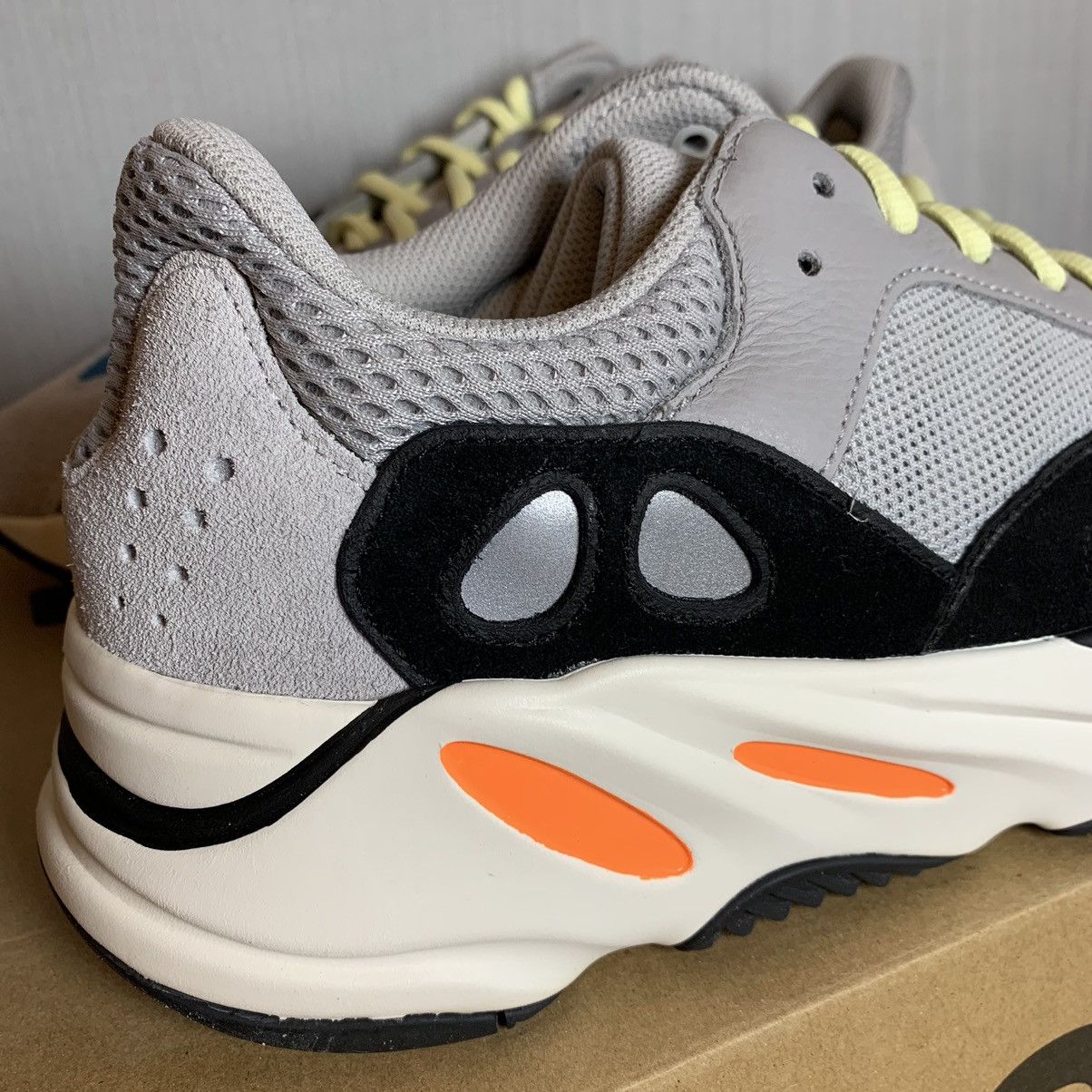 Adidas Yeezy 700 Boost Wave Runner Size US 11 / EU 44 - 7 Thumbnail