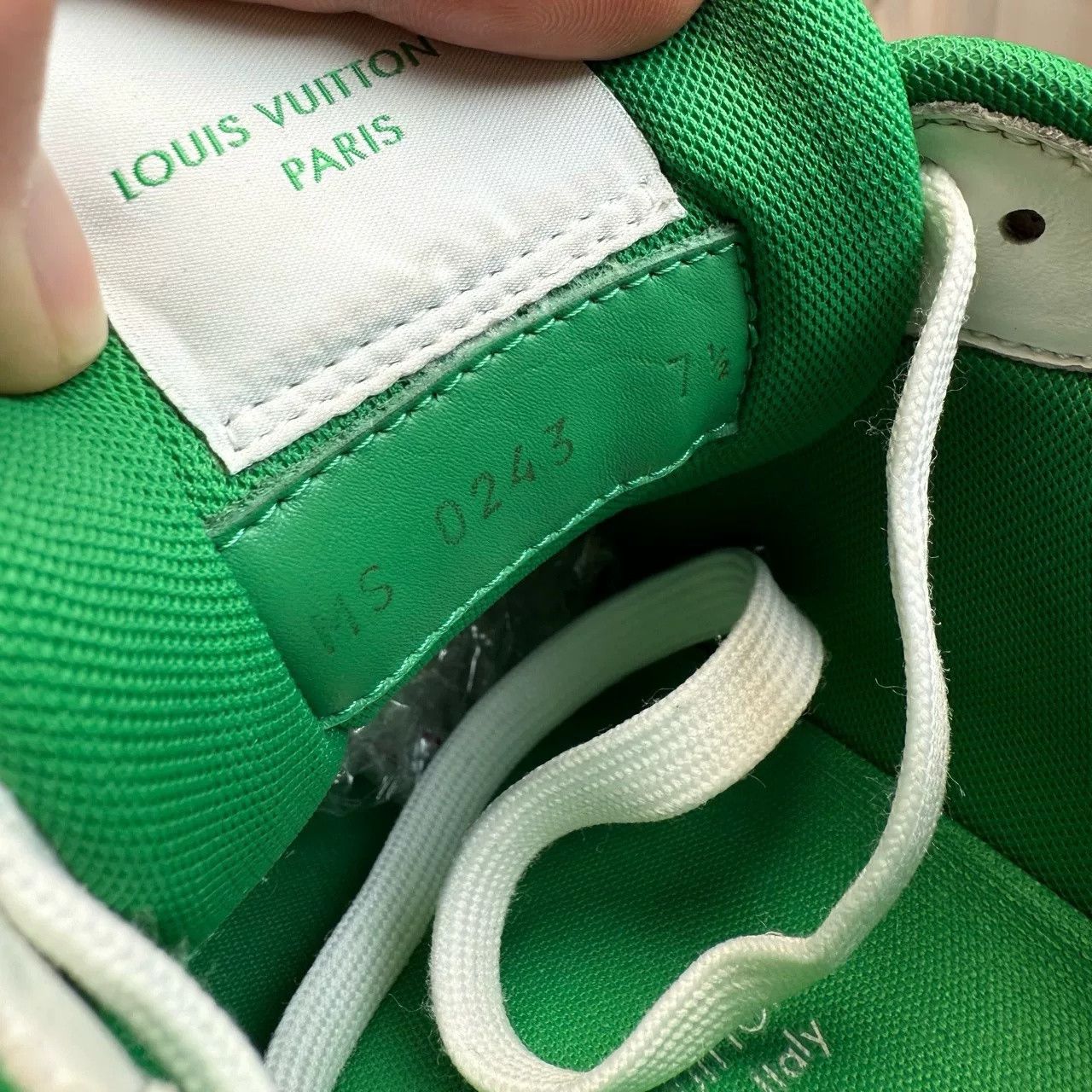 Louis Vuitton LV Trainer White Green Velcro Size US 9.5 / EU 42-43 - 8 Thumbnail