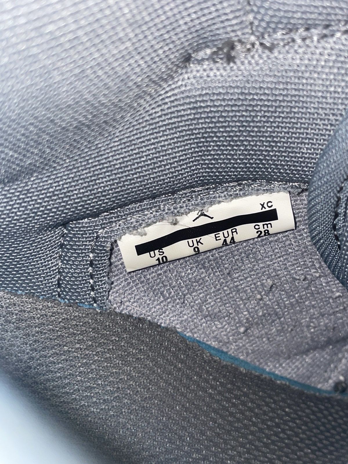 Nike × Vintage JORDAN 1 COOL GREY CARBON MIDS Size US 10 / EU 43 - 6 Thumbnail