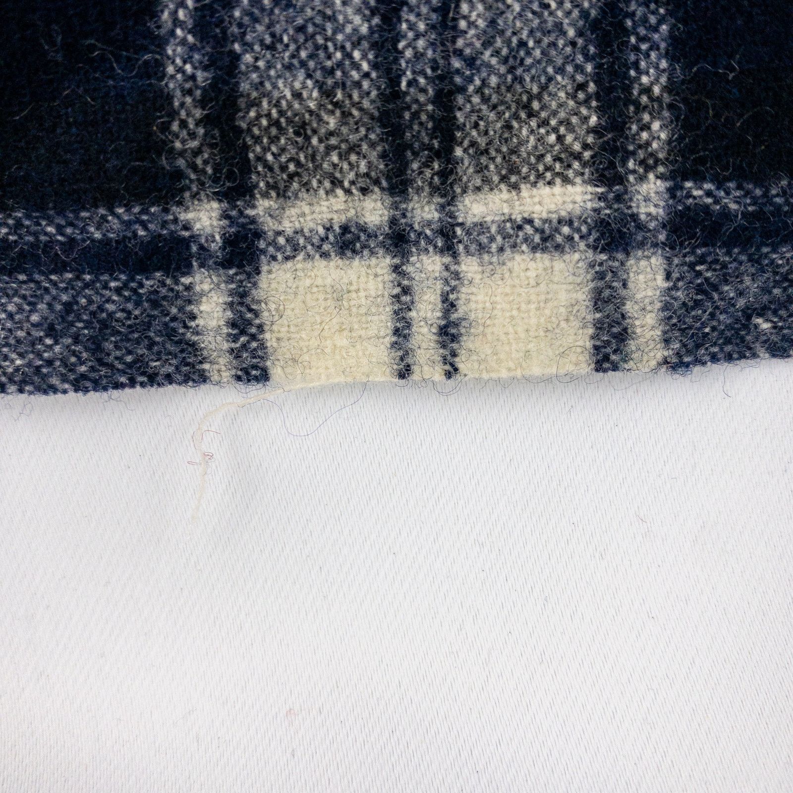 Pendleton Pendleton Vintage Blue White Plaid Scarf Unisex One Size Size ONE SIZE - 9 Thumbnail