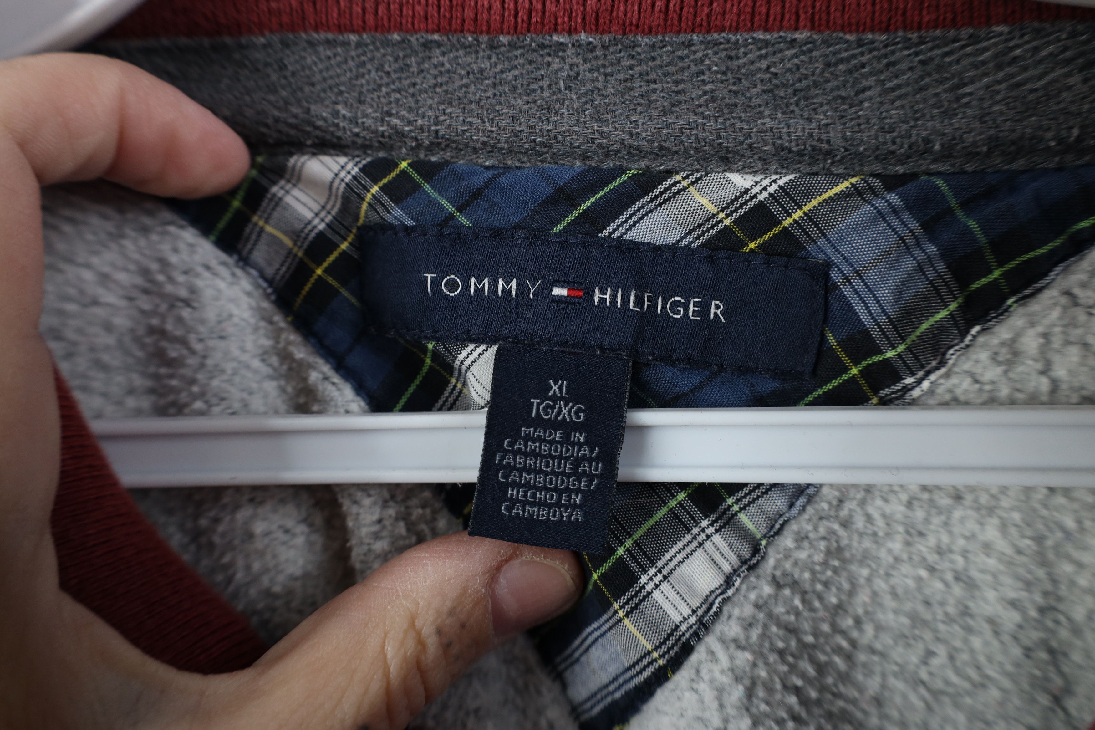 Tommy Hilfiger Vintage Tommy Hilfiger Athletics Heavyweight Sweatshirt Size US XL / EU 56 / 4 - 9 Thumbnail