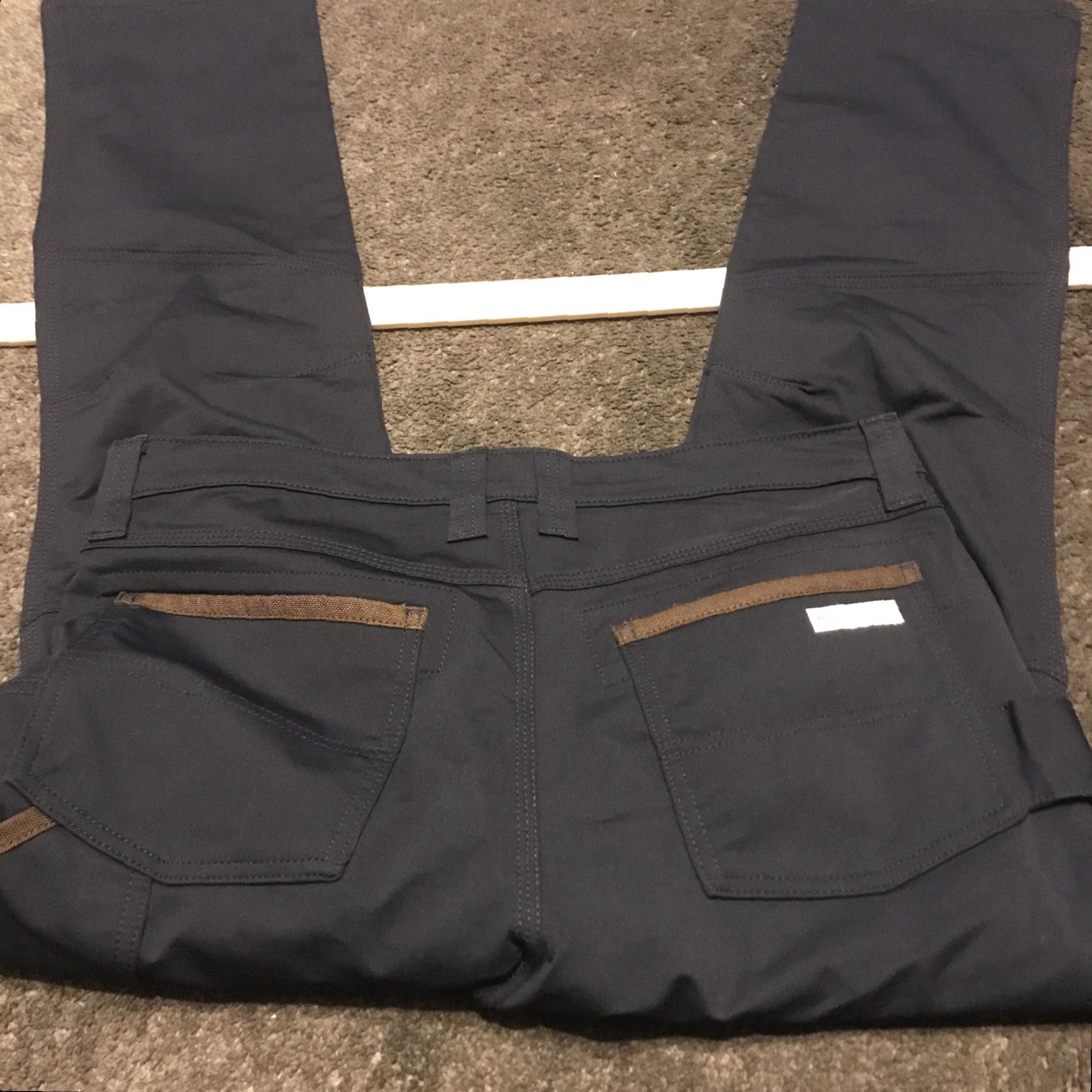 Wrangler Wrangler Workwear Women's Cargo Pant Ranger Black 12 Regular 12X30 - Zip - Cargo - Black - 12 - Womens Size 34" / US 12 / IT 48 - 7 Thumbnail