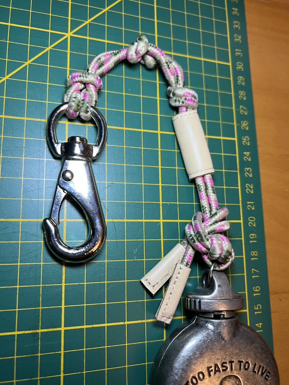Vivienne Westwood Rare Vivienne Westwood skull braided portable ash catcher Size ONE SIZE - 8 Thumbnail