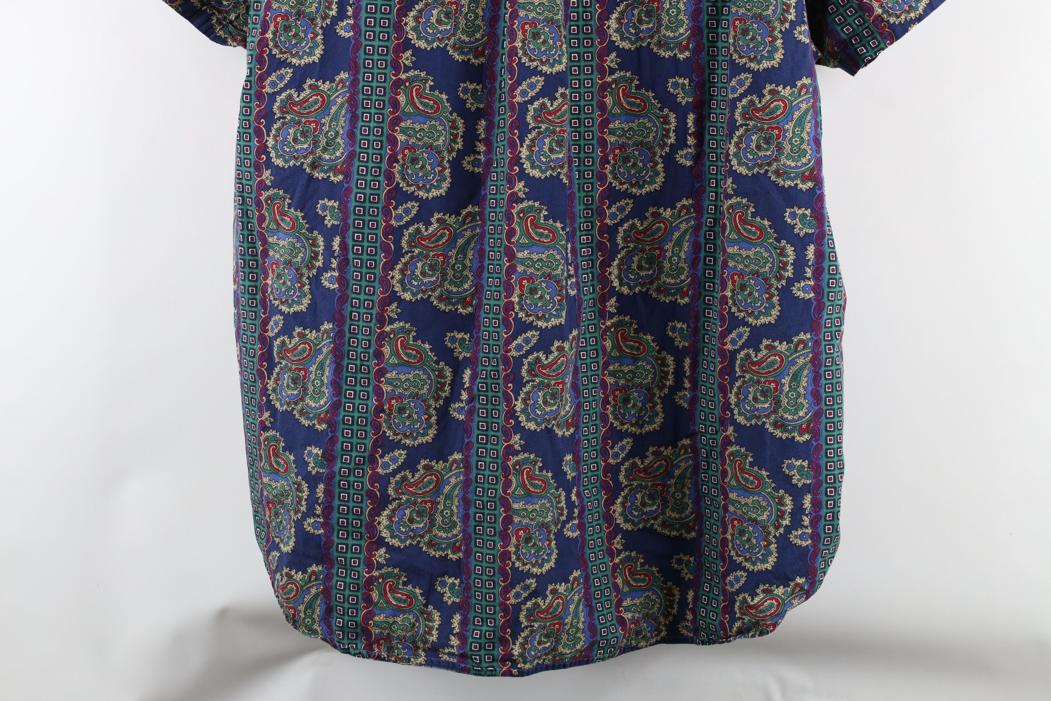 Vintage Vintage 90s Streetwear Rainbow Paisley Button Down Shirt Size US XL / EU 56 / 4 - 13 Thumbnail