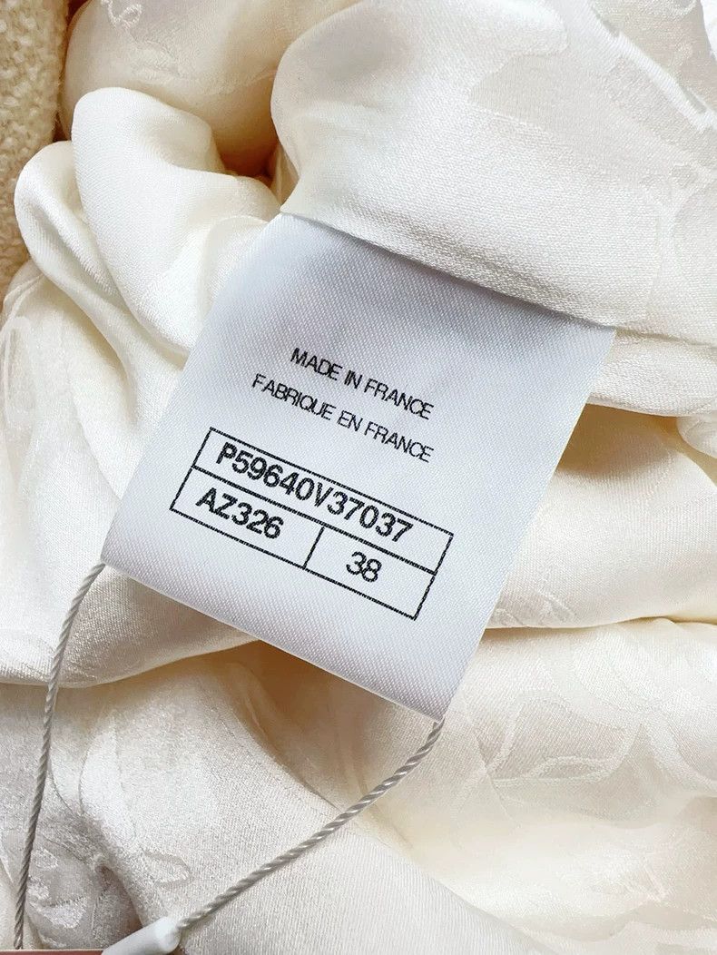 Chanel Chanel 18 Hamburger Series Beige Coat Size XS / US 0-2 / IT 36-38 - 6 Thumbnail
