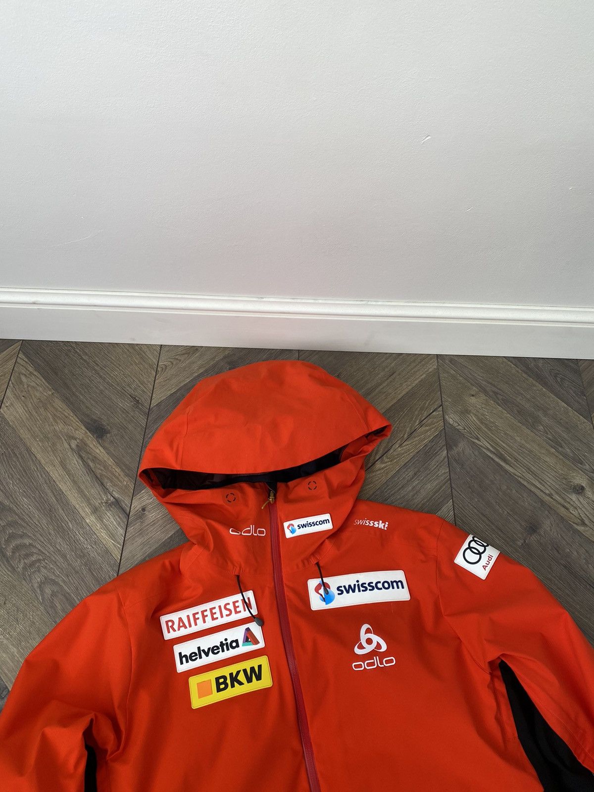 Odlo × Vintage Vintage Odlo Swiss Ski Team red Jacket Size US L / EU 52-54 / 3 - 13 Thumbnail