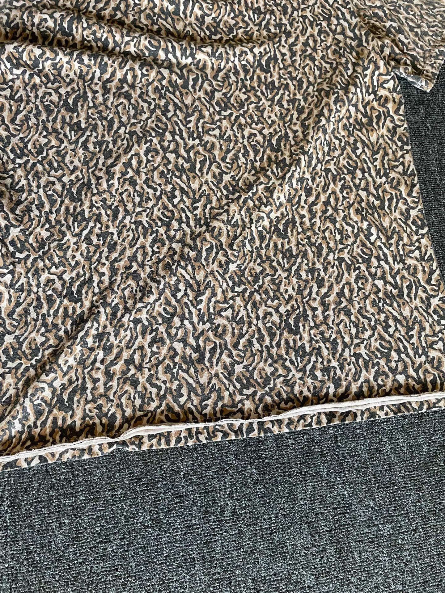 Saint Laurent Paris Saint Laurent YSL leopard print short-sleeve T-shirt Size US M / EU 48-50 / 2 - 5 Thumbnail