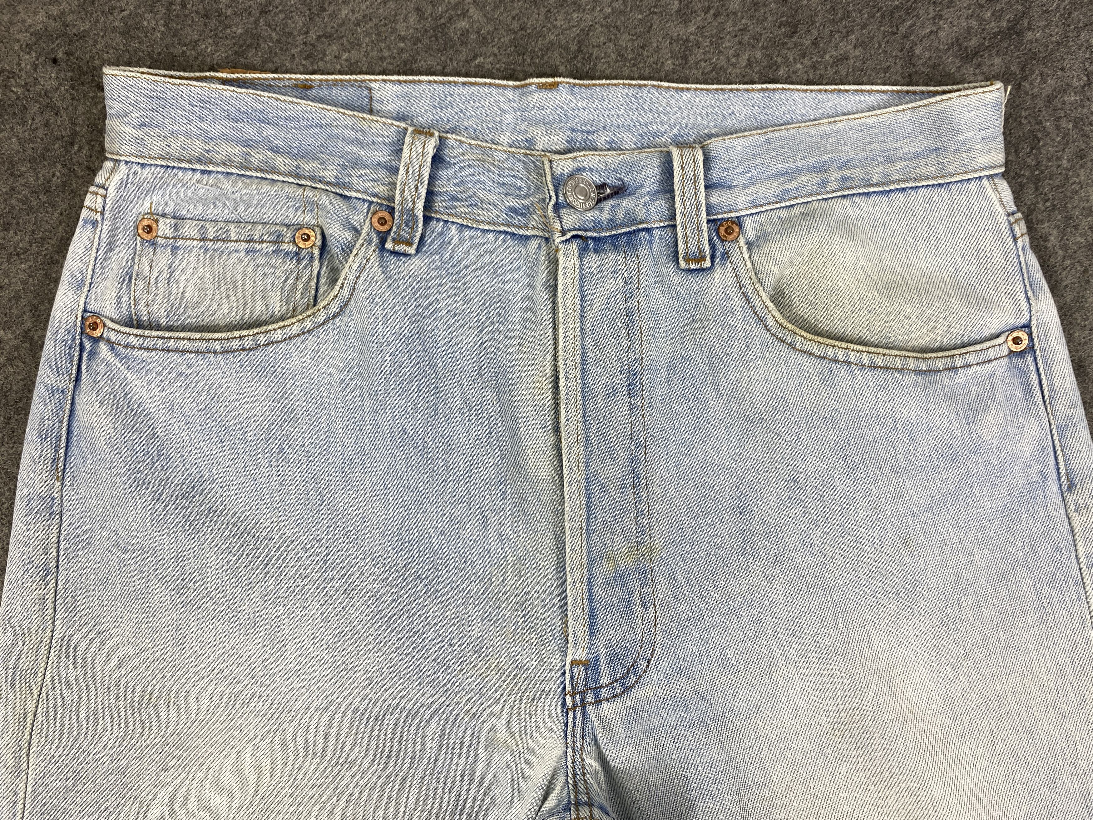 Levi's Light Blue Wash Vintage Levis 501 USA Jeans 31x29 - JN3174 Size US 31 - 3 Thumbnail