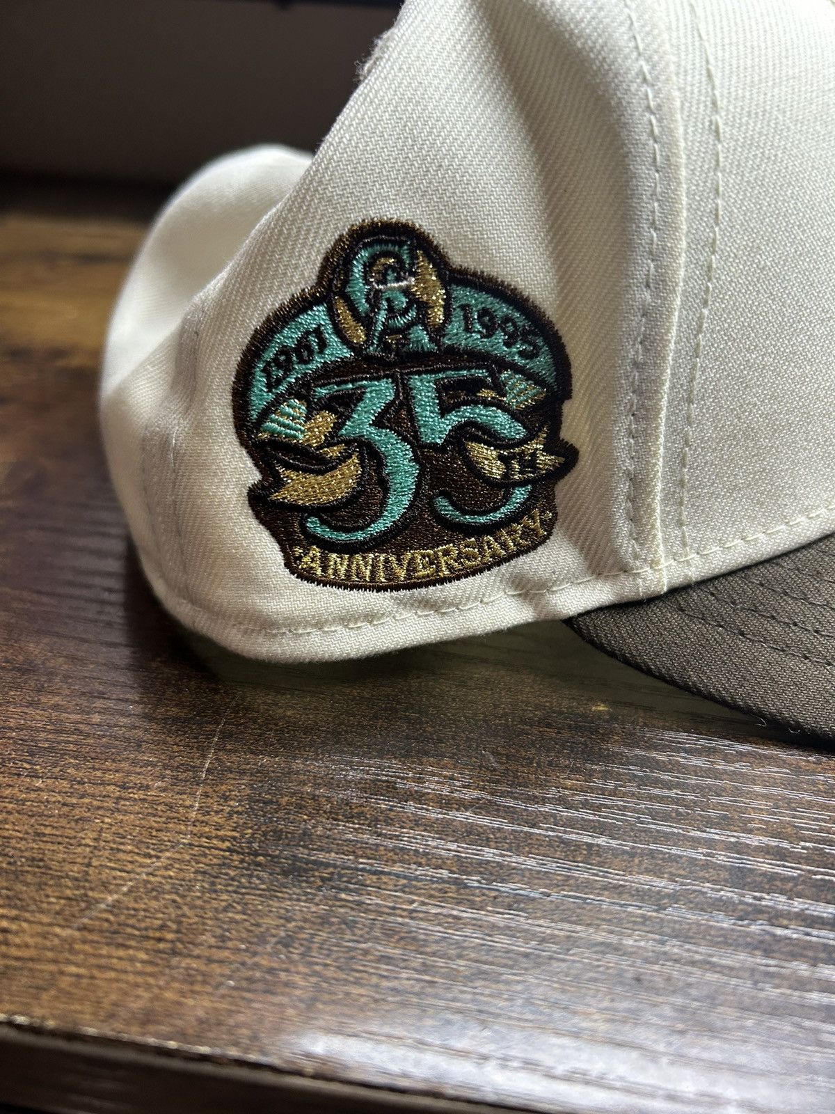 New Era Los Angeles/Anaheim Angels “35th Anniversary” New Era 7 1/4 Size ONE SIZE - 3 Thumbnail