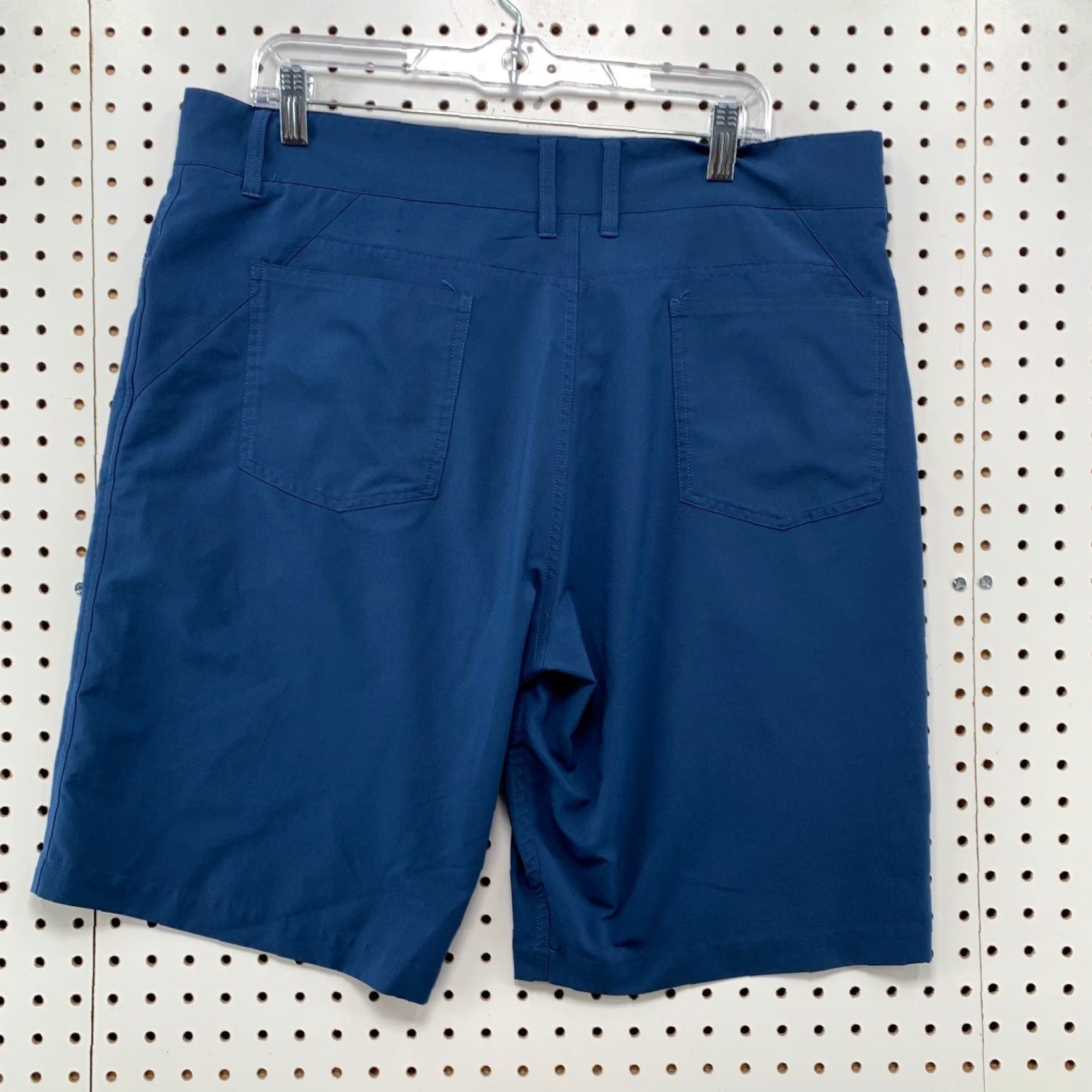 Oakley Oakley Mens Golf Shorts Navy Blue 36 Regular Chino Preppy Casual Summer 36x11) Size US 36 / EU 52 - 2 Thumbnail
