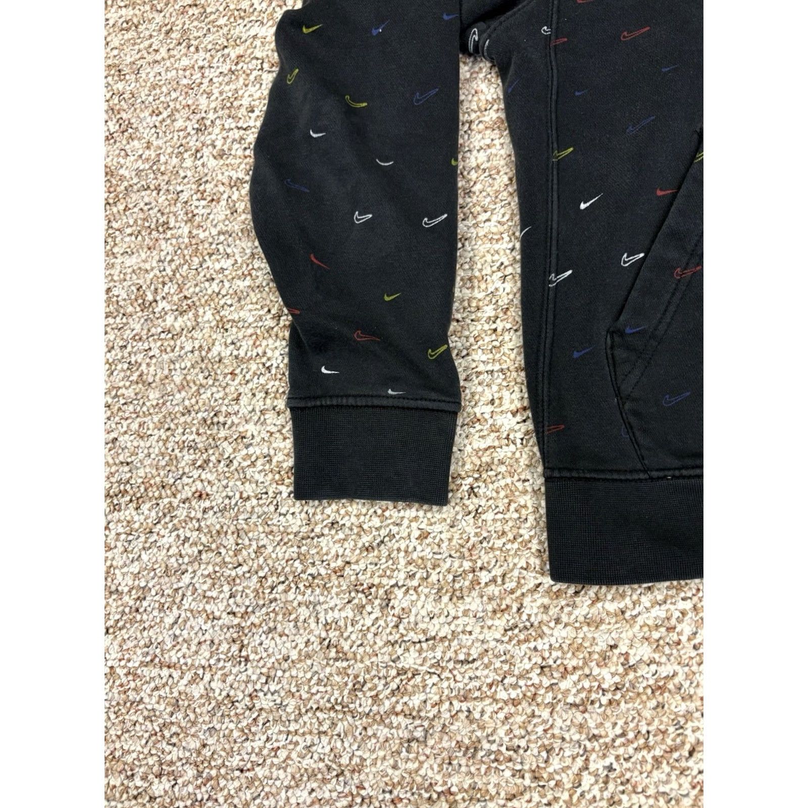 Nike Nike All Over Print Multicolor Swoosh Sweatshirt Hoodie S Black Mens Size US S / EU 44-46 / 1 - 5 Thumbnail