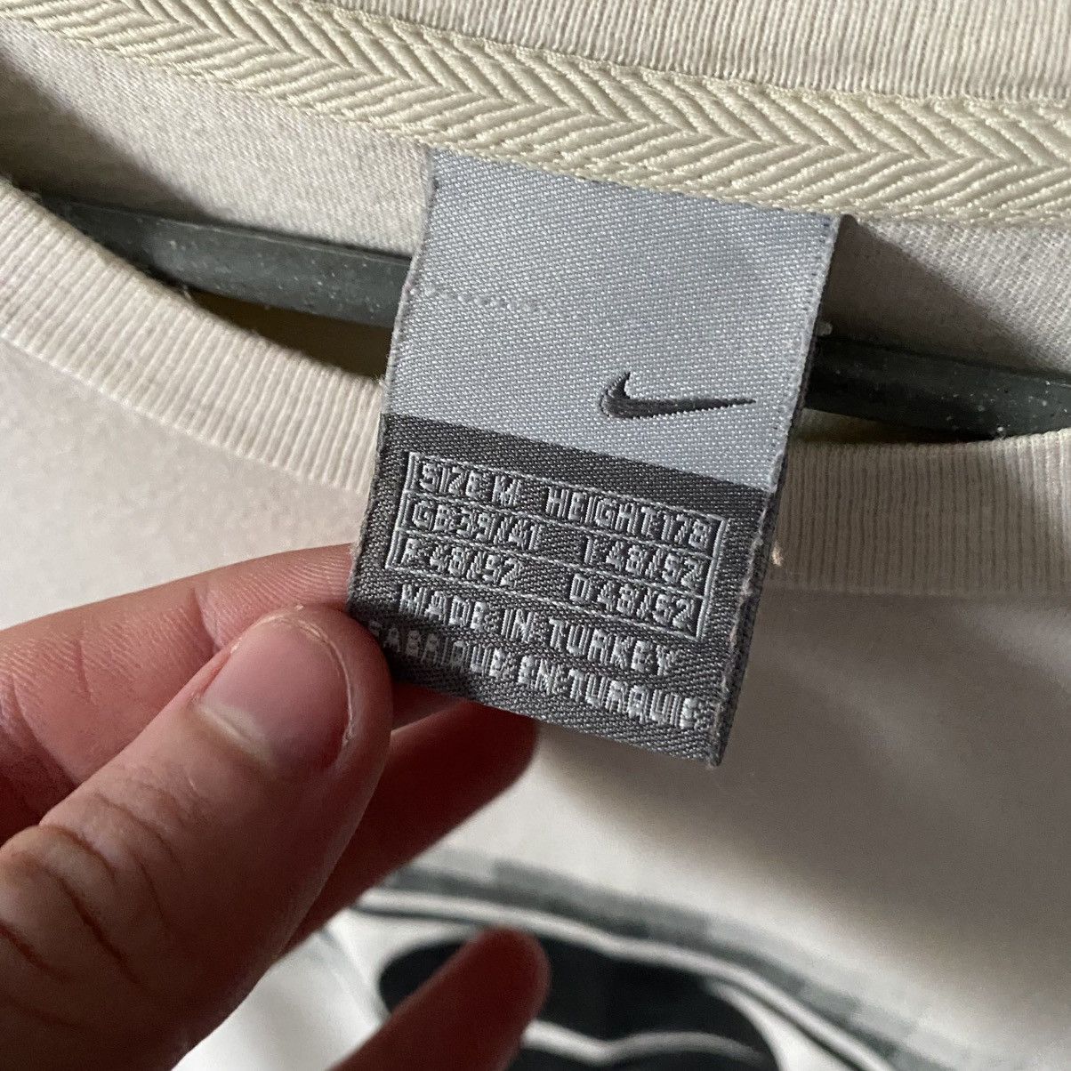 Nike Vintage Nike Big Graphic Logo 2000’s streetwear tee size M Size US M / EU 48-50 / 2 - 4 Thumbnail