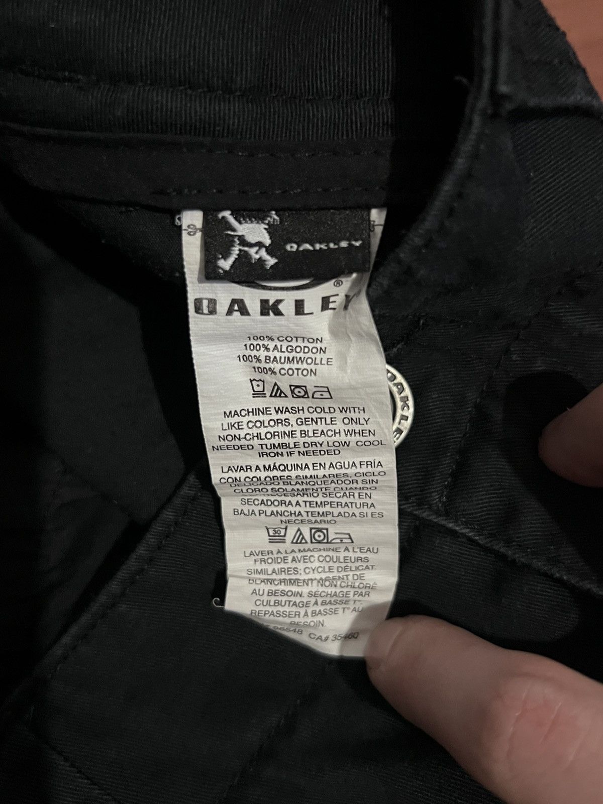 Oakley Oakley Black Solid Shorts Mini Logo Button Closure Men’s 33 Size US 33 - 9 Thumbnail
