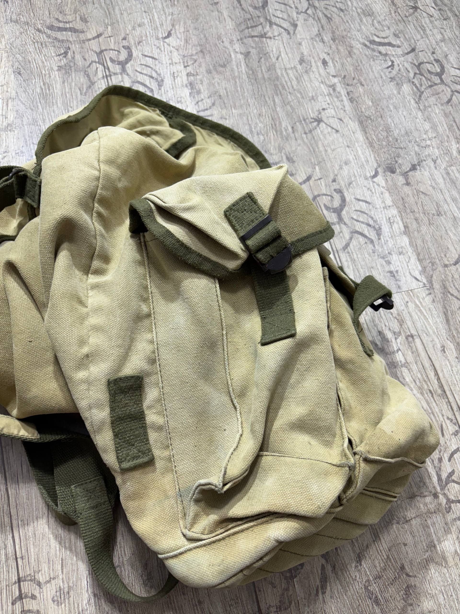 Diesel VTG DIESEL CARGO MILITARY Y2K MULTIPOCKET SLING BAG BACKPACK Size ONE SIZE - 12 Thumbnail