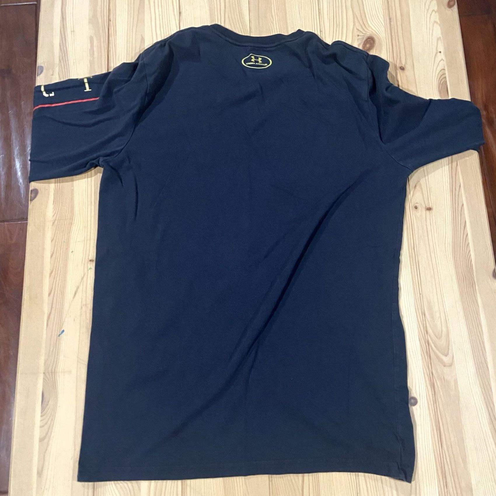 Under Armour VINTAGE? No — Under Armour Navy Blue Long Sleeve Shirt S Pullover Ball? (Note: Title optimized per rules, clarify) Size US S / EU 44-46 / 1 - 3 Thumbnail