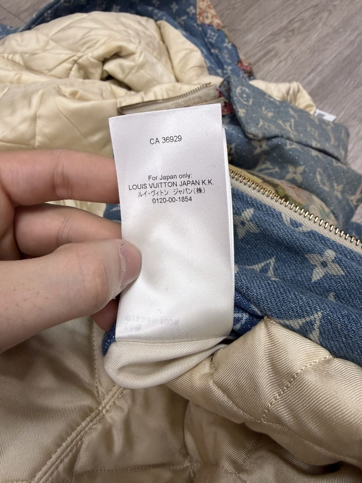 Louis Vuitton Louis Vuitton Light Wash Denim Floral Destroyed (56) Jacket Size US XXL / EU 58 / 5 - 8 Thumbnail