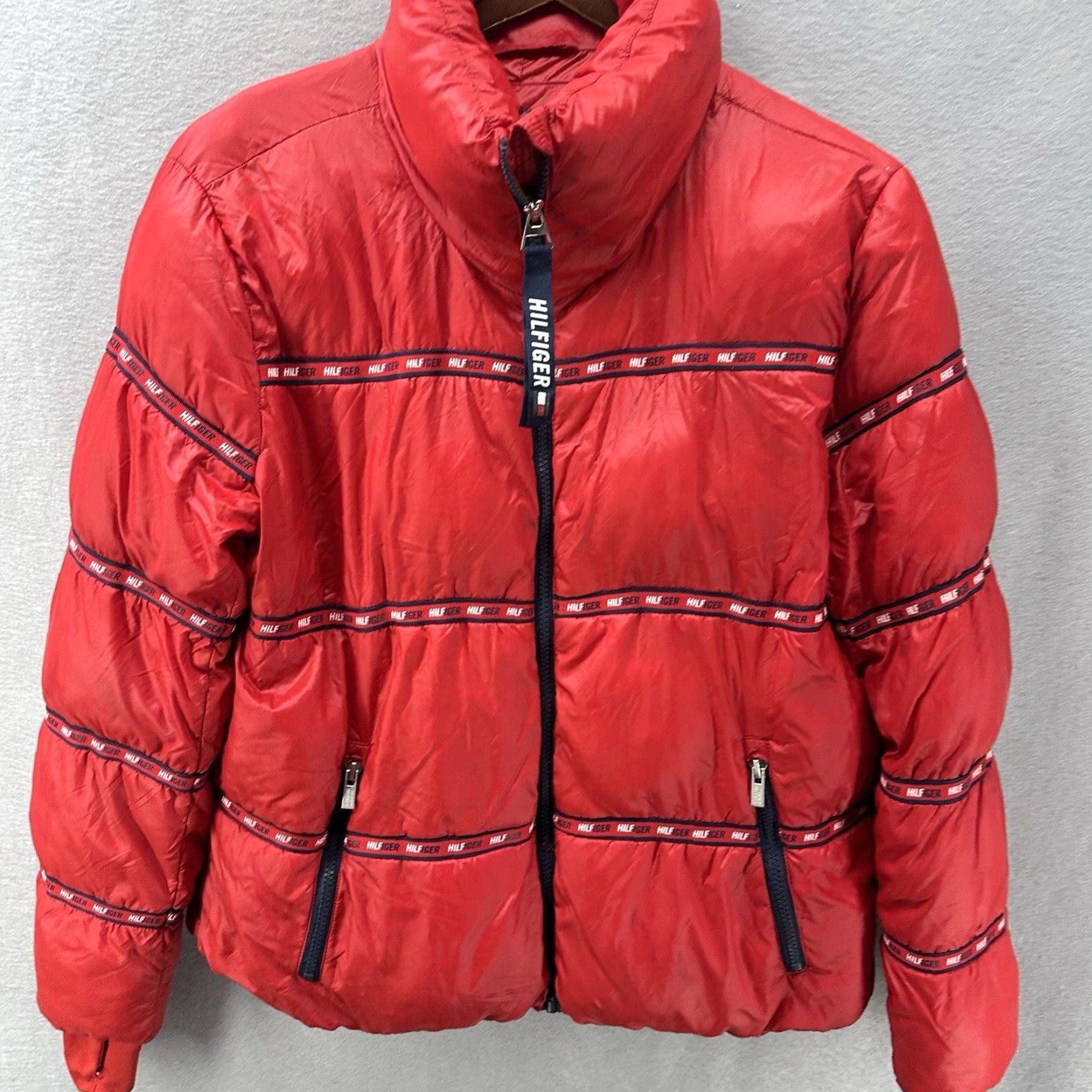 Tommy Hilfiger VINTAGE Tommy Hilfiger Jacket Womens L Red Puffer Coat Logo Quilted Short Sleeve Full Zip Insulated Adjustable Casual Read SHIPPINg Size L / US 10 / IT 46 - 3 Thumbnail
