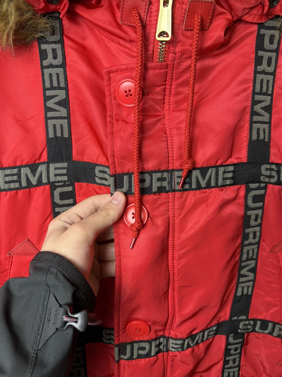 Supreme 2018 Supreme Logo Tape N-3B Parka Jacket Size US M / EU 48-50 / 2 - 7 Thumbnail