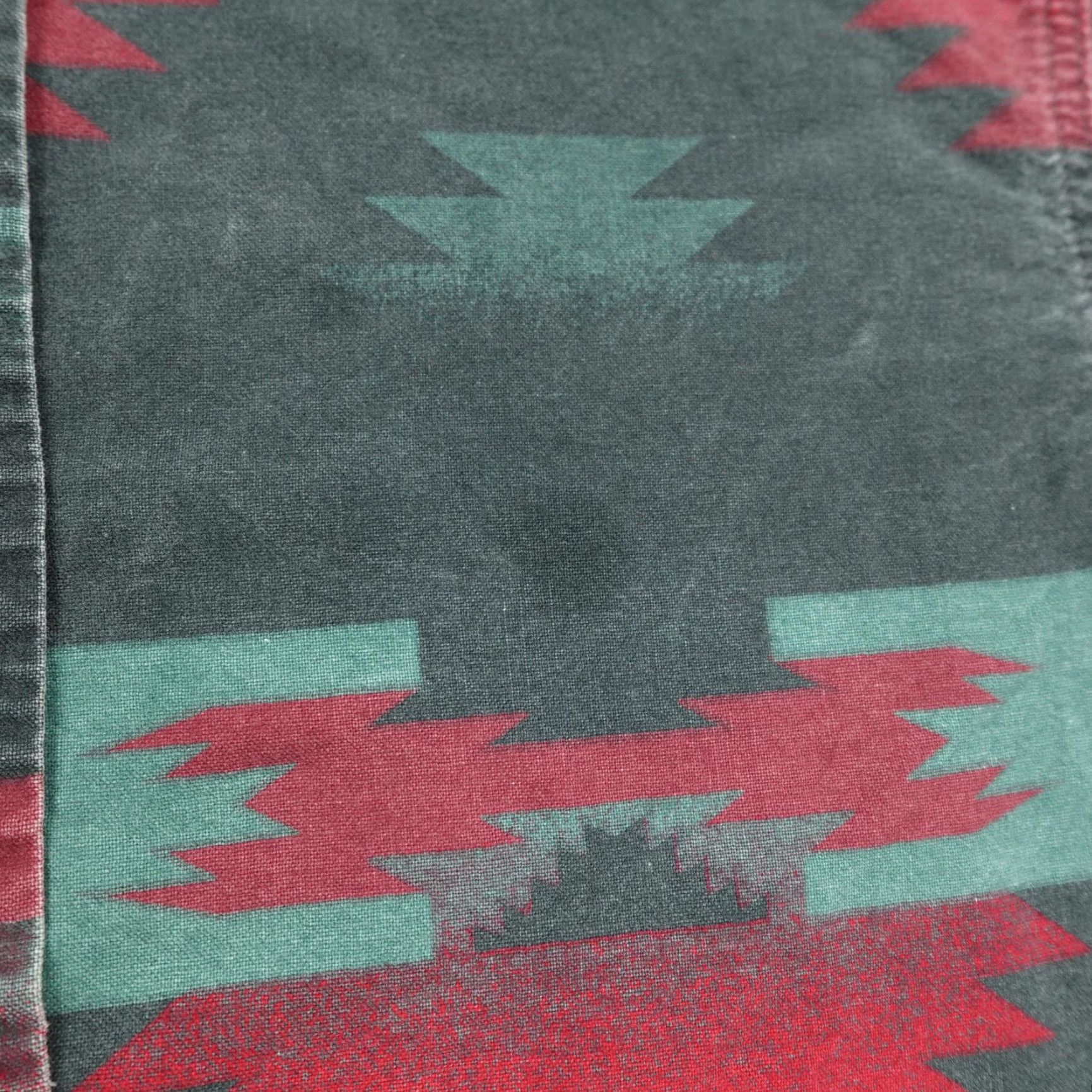 Vintage VINTAGE Cabela's Button-Up Shirt Women Large Green Flannel 90s Aztec Casual Western Size L / US 10 / IT 46 - 4 Thumbnail