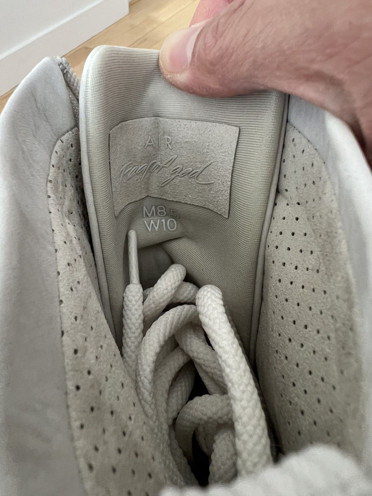 Fear of God × Nike Brand new Nike air fear of god 1 8.5us light bone Size US 8.5 / EU 41-42 - 6 Thumbnail