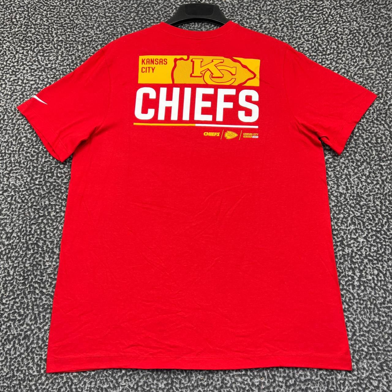 Nike Nike Shirt Men Large Red Kansas City Chiefs Short Sleeve Size US L / EU 52-54 / 3 - 2 Thumbnail