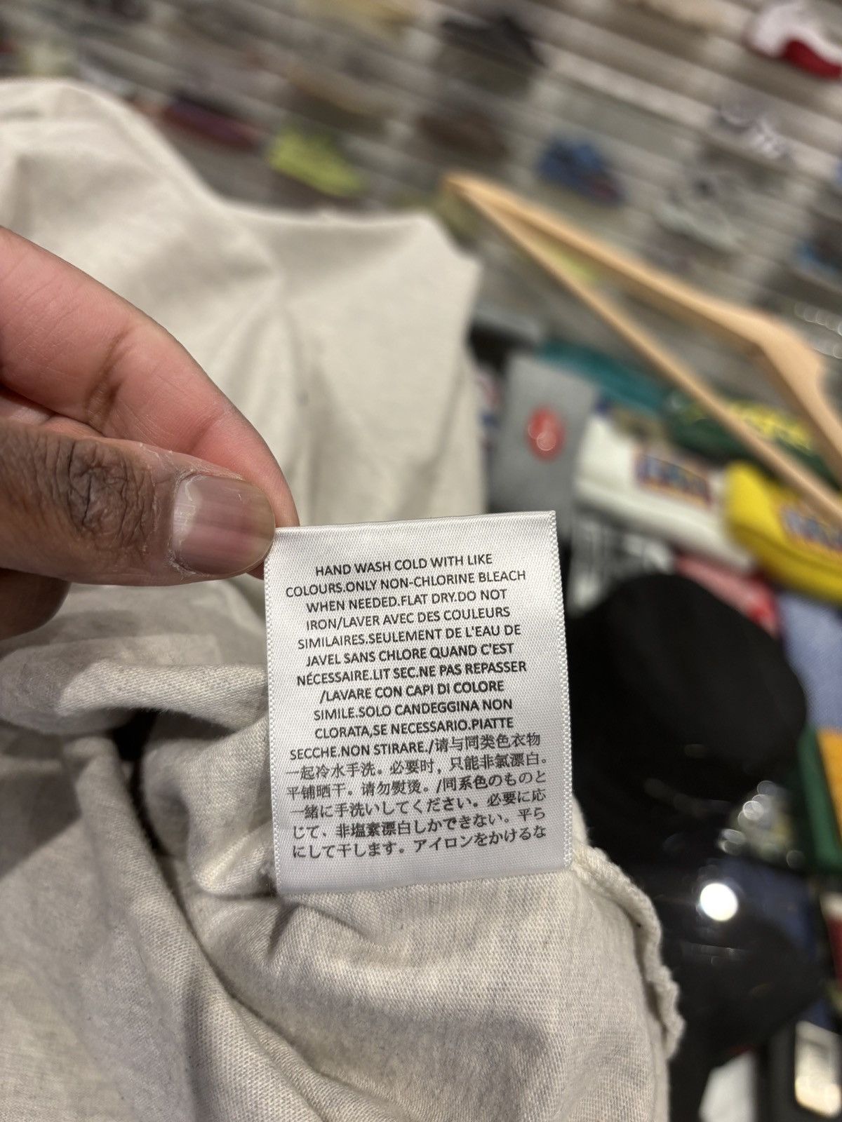 Fear of God Fear of God Essentials Long-Sleeve Heather Oatmeal Size US M / EU 48-50 / 2 - 8 Thumbnail