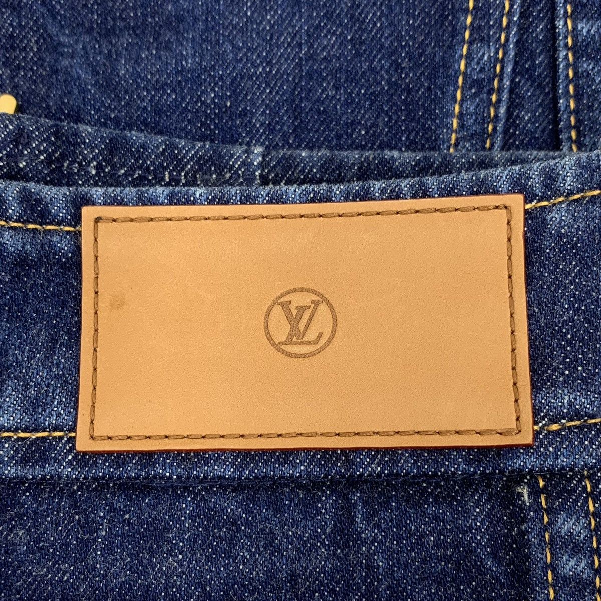 Louis Vuitton Louis Vuitton Dark Blue Vintage Washed Zip Denim Skirt K26WX Size 24" / US 00 / IT 34 - 5 Thumbnail