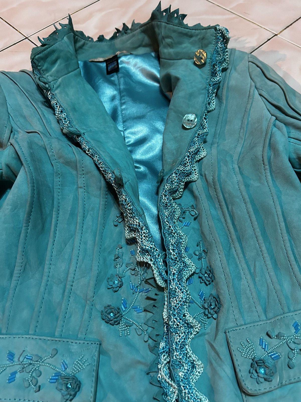 Roberto Cavalli Class Cavalli Intricate Embroidery & Ruffles Leather Jacket Size M / US 6-8 / IT 42-44 - 9 Thumbnail