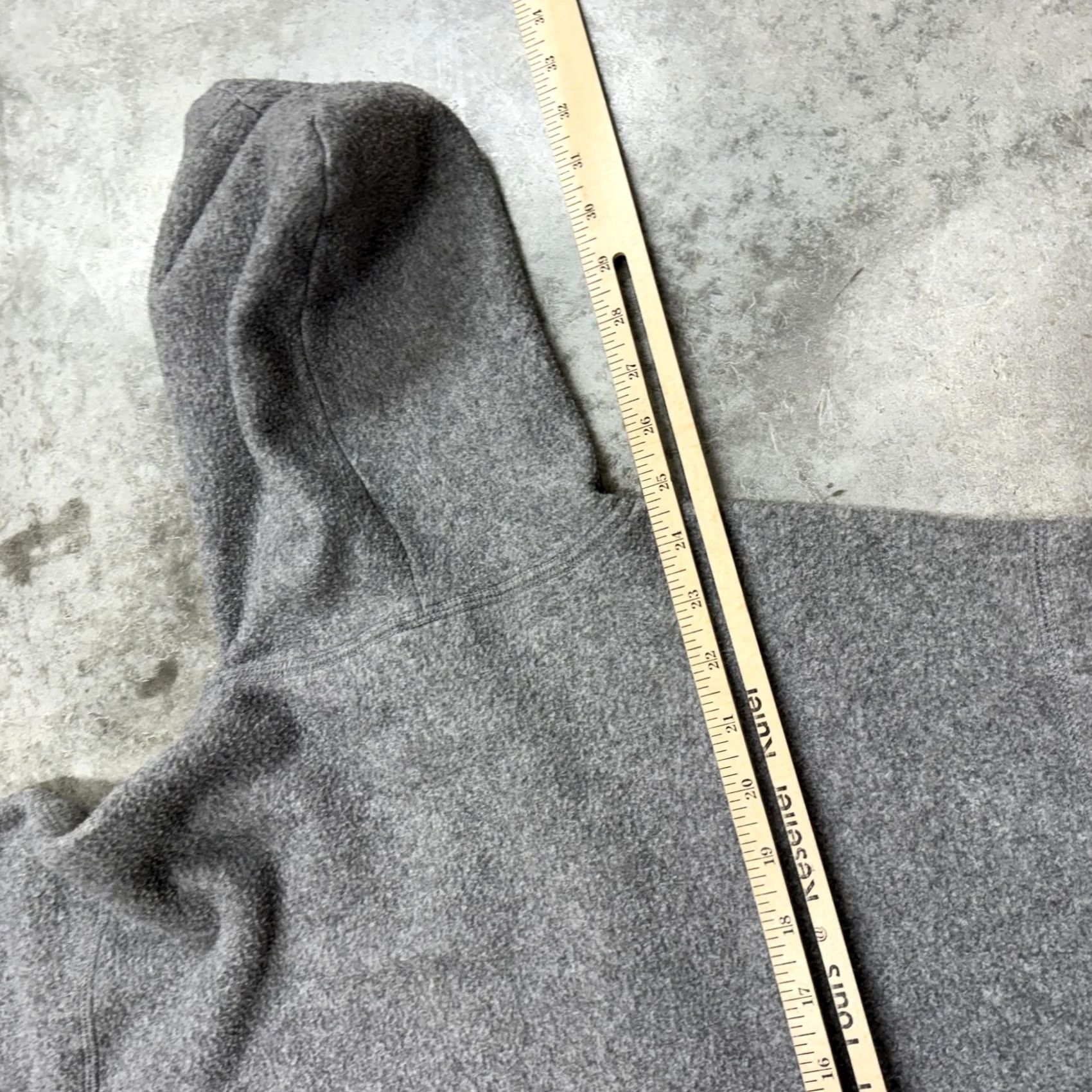 Old Navy Old Navy Hoodie Mens M Gray Fleece Pullover Drawstring Hem Sweatshirt Size US M / EU 48-50 / 2 - 8 Thumbnail