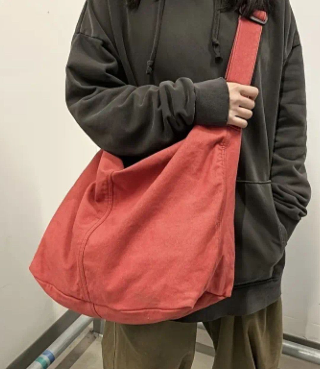 Japanese Brand × Vintage Washed Canvas Shoulder Bag Large Capacity Tote Size ONE SIZE - 1 Thumbnail