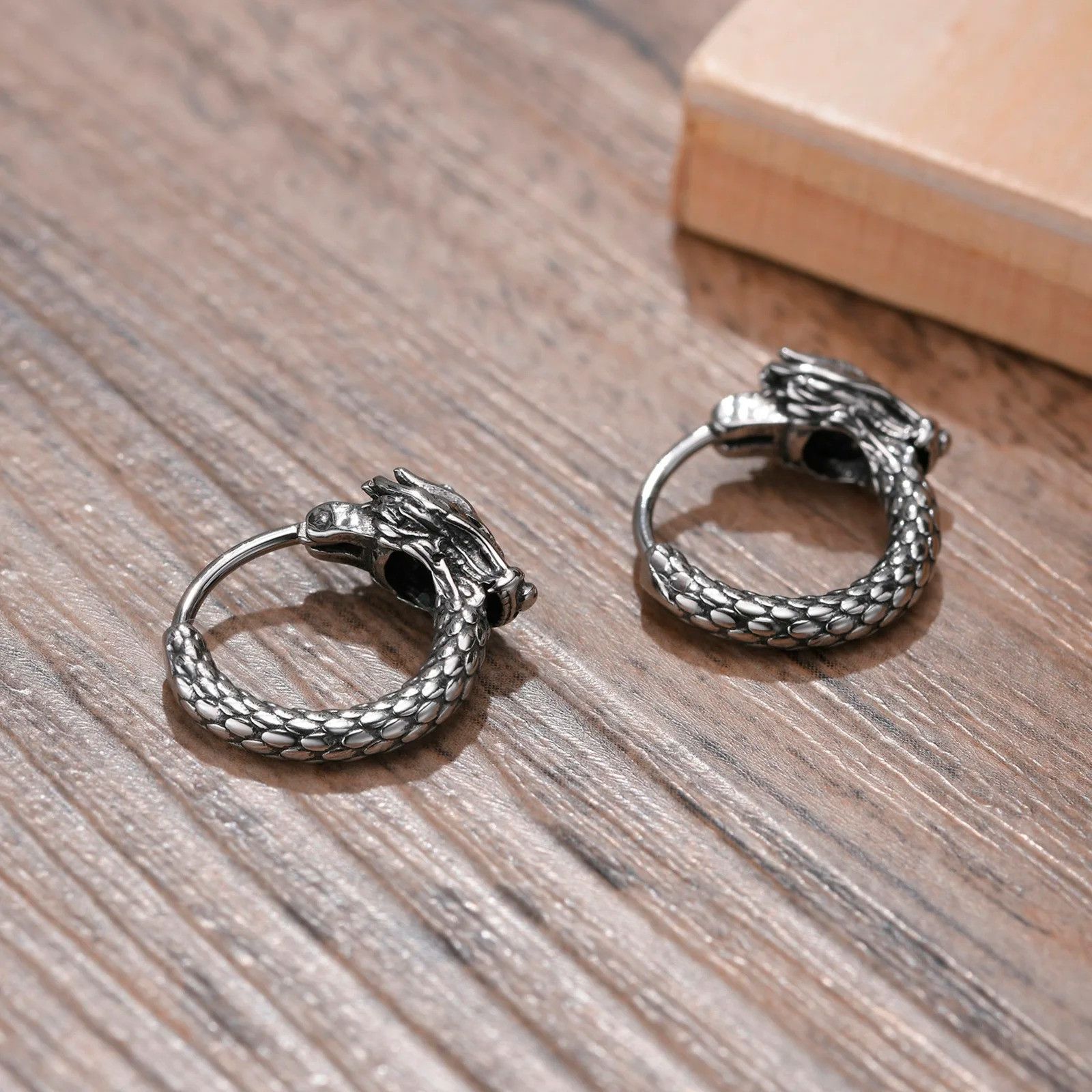 Japanese Brand × Vintage 1Pair Dragon Earrings Size ONE SIZE - 3 Thumbnail