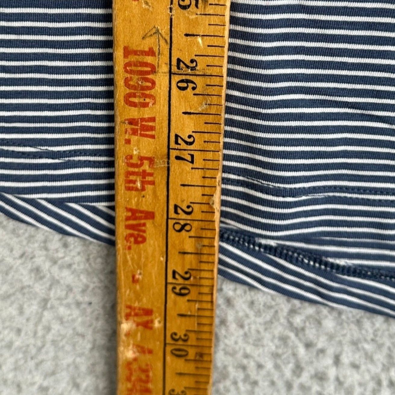 Lululemon Lululemon T-Shirt Mens M Blue White Striped Crew Neck Short Sleeve Logo Athletic Tee Size US M / EU 48-50 / 2 - 6 Thumbnail