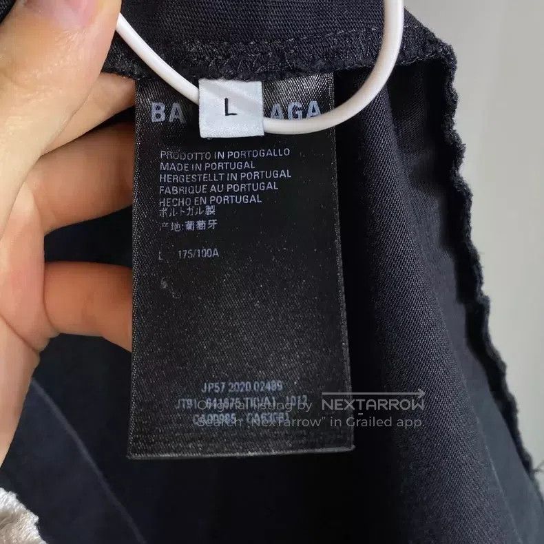Balenciaga Balenciaga Short-sleeve T-shirt with dissolving smile and Size US L / EU 52-54 / 3 - 7 Thumbnail