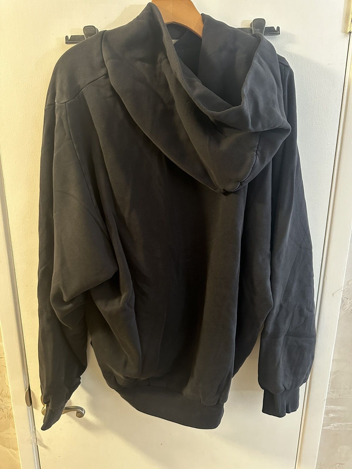 Gap Yeezy gap zip up hoodie black size xxl Size US XXL / EU 58 / 5 - 2 Thumbnail