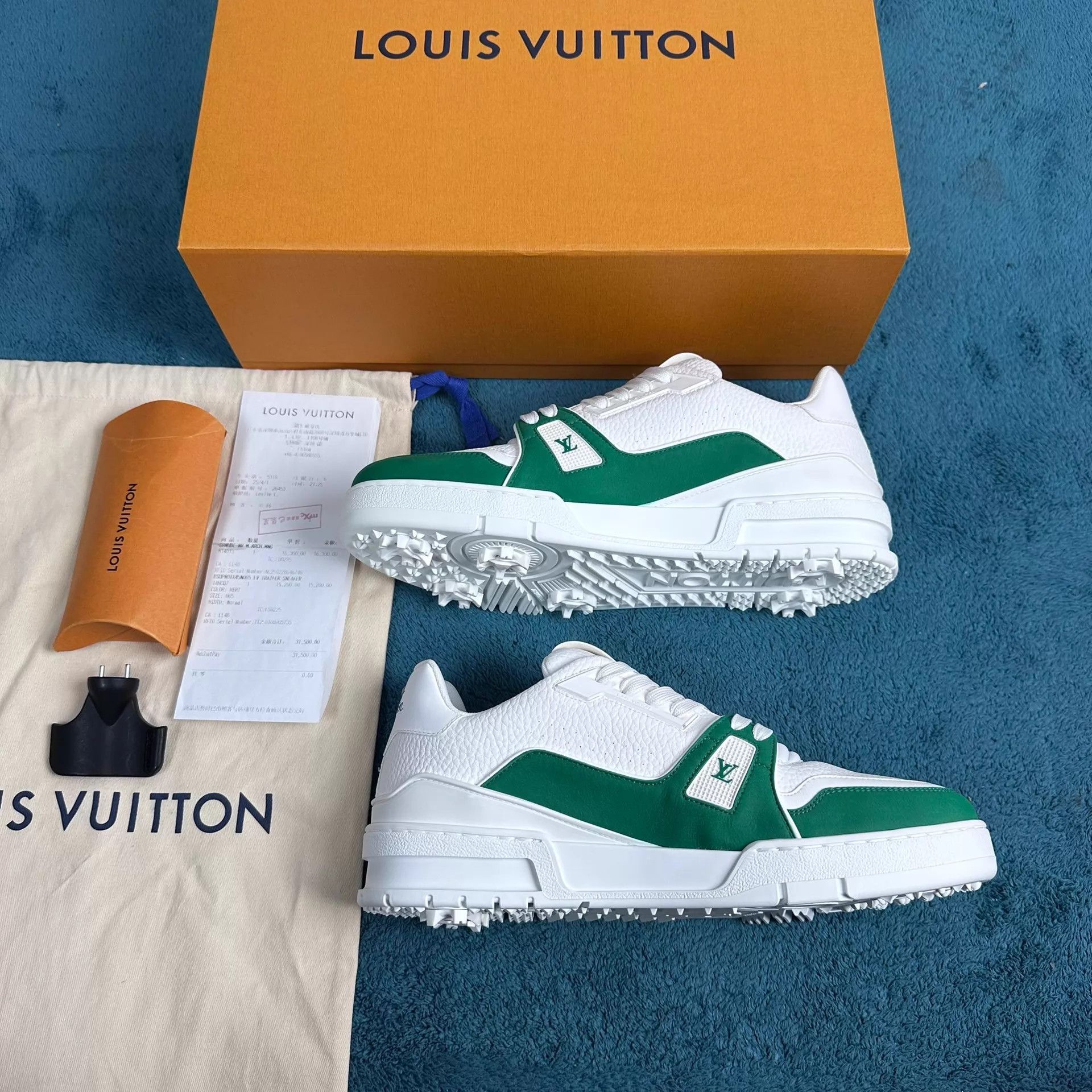 Louis Vuitton LV Trainer Low Top White Green Rivet Sole US6.5/40.5 Size US 7.5 / EU 40-41 - 3 Thumbnail