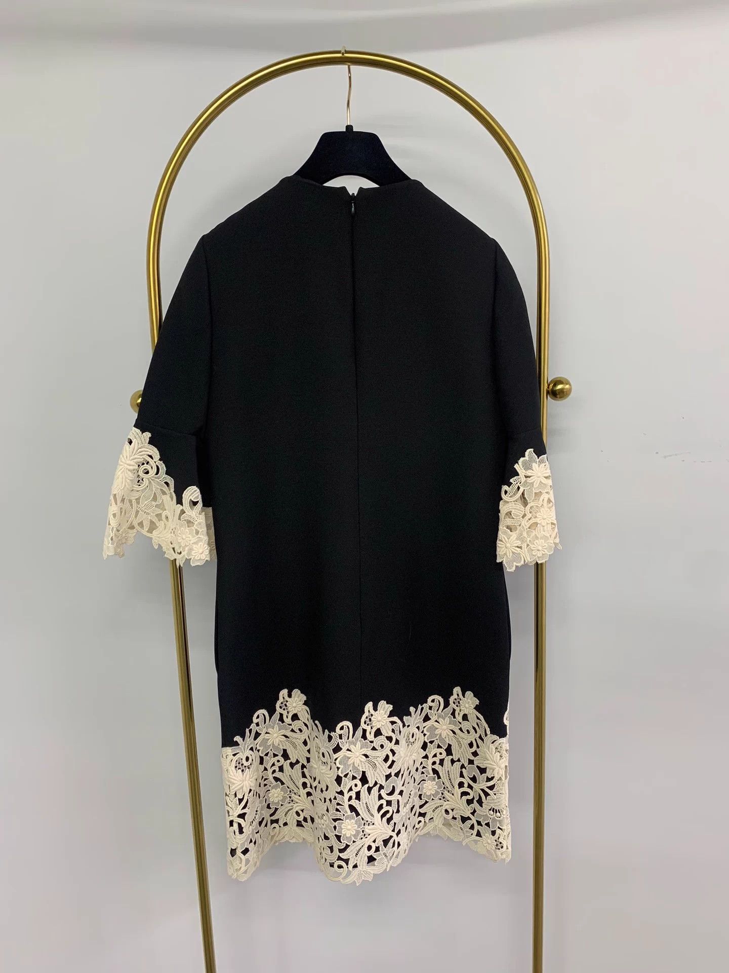 Valentino Valentino B&W floral lace dress 38 Size S / US 4 / IT 40 - 3 Thumbnail
