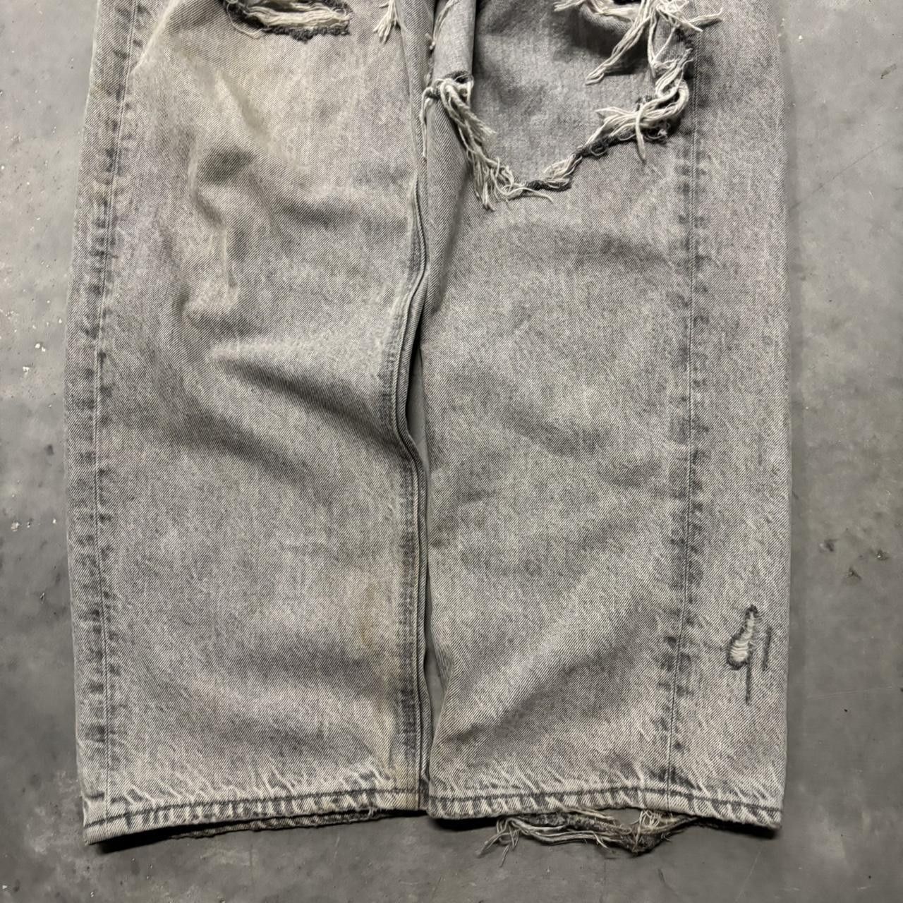 Japanese Brand × Vintage Crazy Vintage Y2K/2000s Grunge Faded Grey Streetwear Distressed Denim Jeans! Size US 30 / EU 46 - 6 Thumbnail
