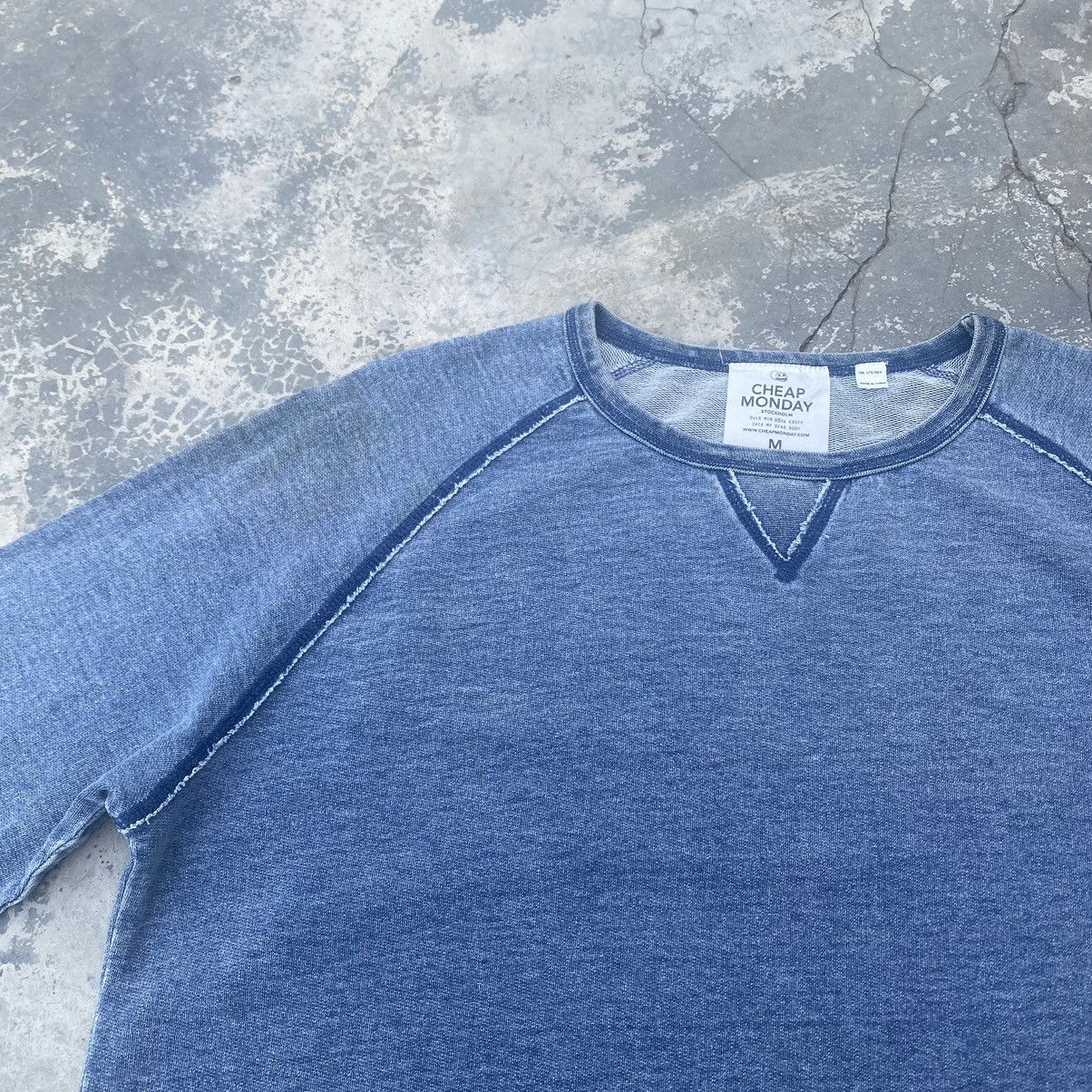 Cheap Monday CHEAP MONDAY Faded Indigo Sweatshirt Size US M / EU 48-50 / 2 - 4 Thumbnail
