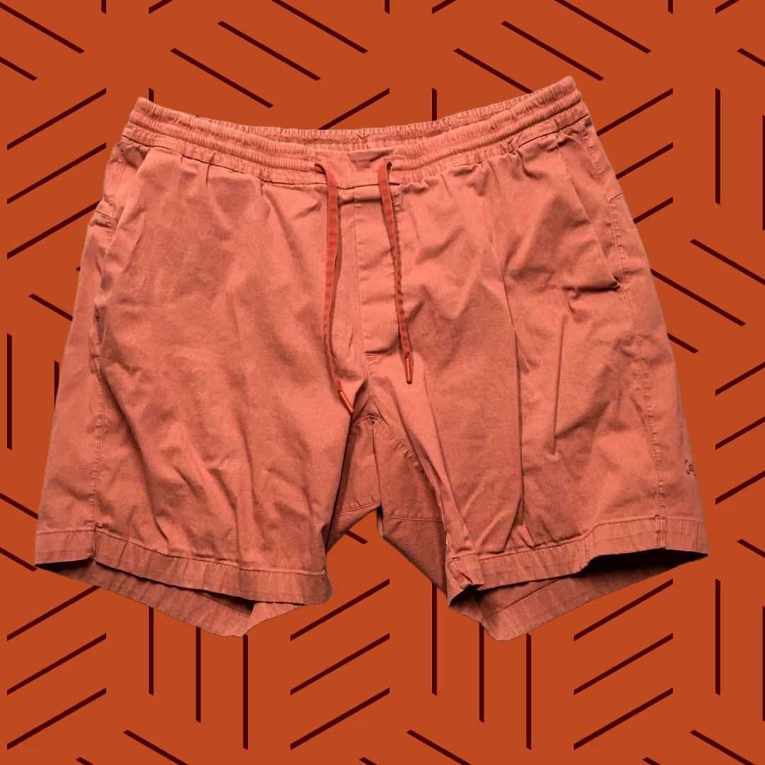 Lululemon Lululemon Bowline Shorts Mens XL Red Washed Athletic Pockets Drawstring Shorts Size US 36 / EU 52 - 1 Thumbnail
