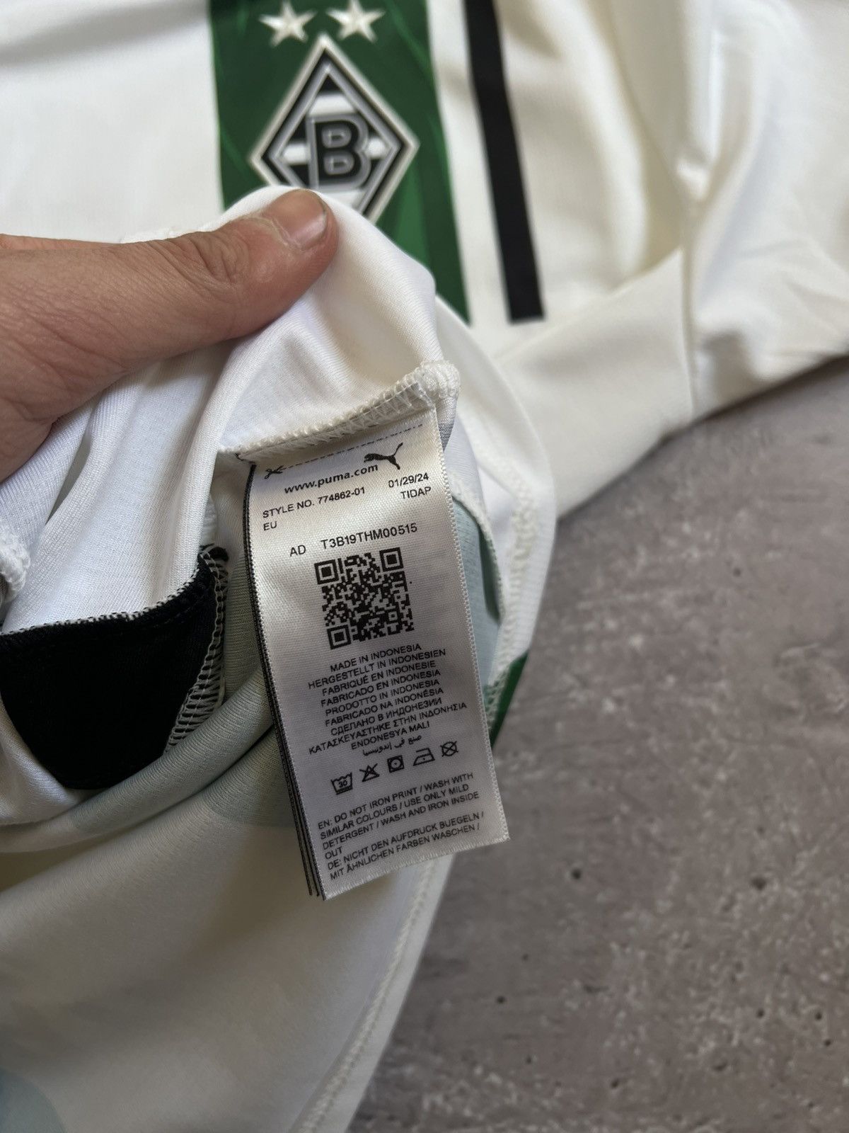 Puma Borussia Monchengladbach Shirt Puma 2024/25 #2 Chiarodia M Size US M / EU 48-50 / 2 - 17 Thumbnail