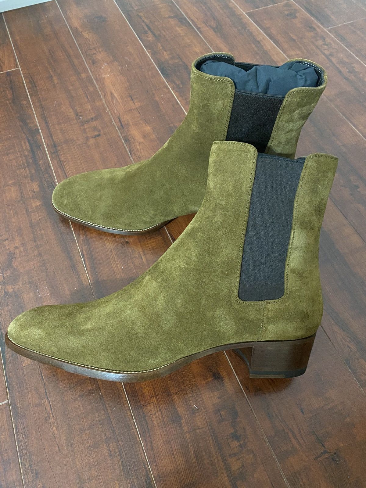 Saint Laurent Paris Saint Laurent Wyatt Chelsea boots in brown suede Size US 9 / EU 42 - 7 Thumbnail