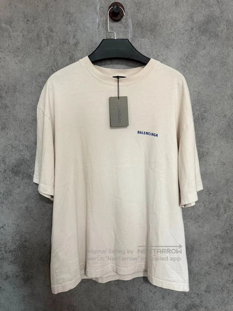 Balenciaga Balenciaga Beige Logo Short Sleeve Tee. Size US L / EU 52-54 / 3 - 1 Thumbnail