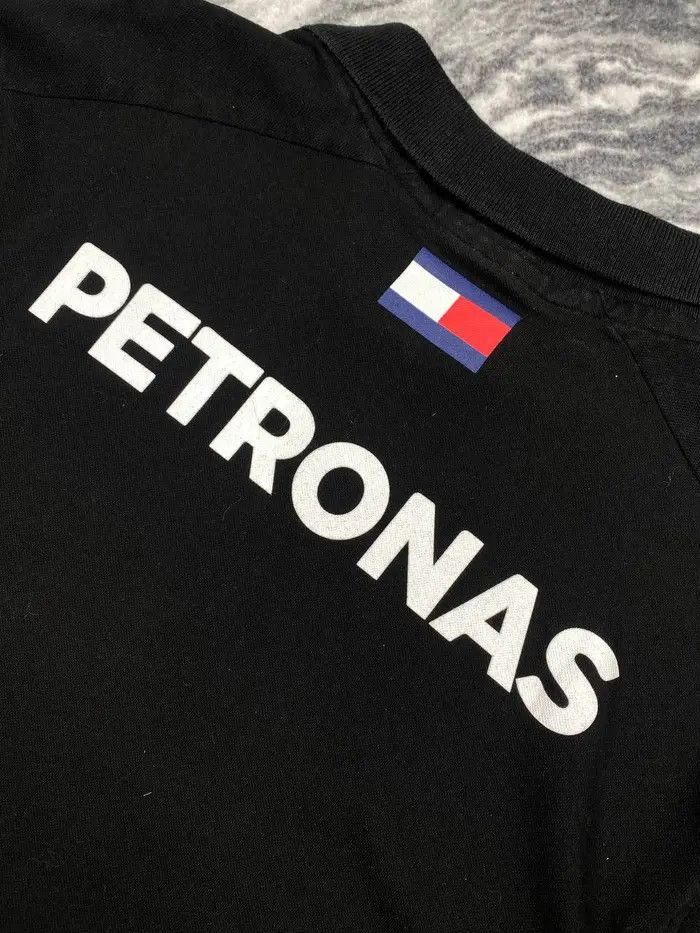 Mercedes-Benz Mercedes-Benz AMG Petronas F1 Tommy Hilfiger Polo Shirt Size US L / EU 52-54 / 3 - 11 Thumbnail