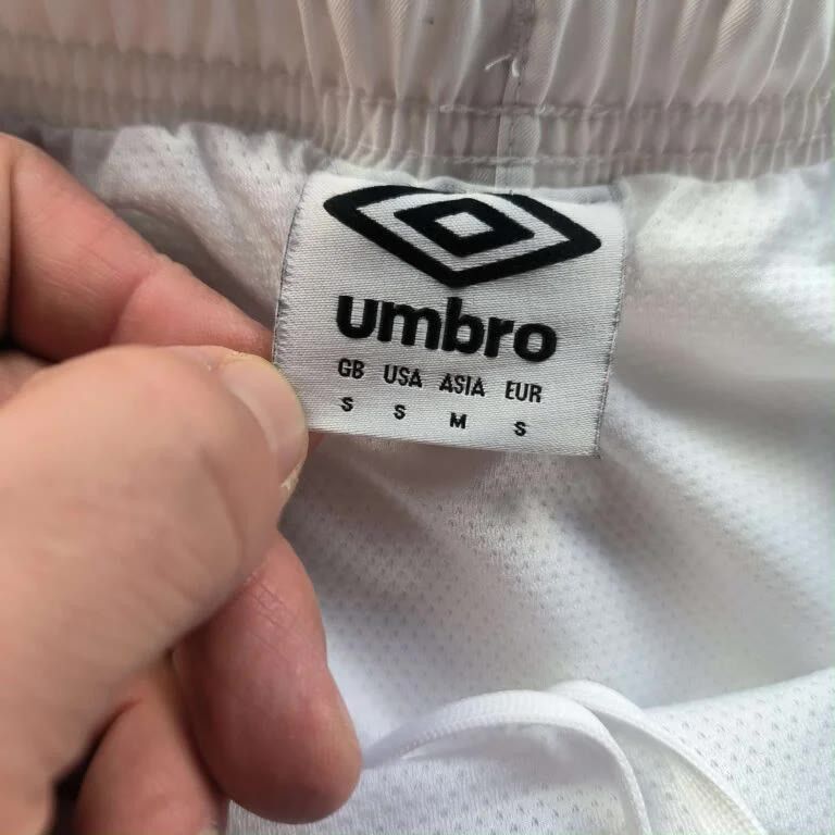 Umbro West Ham United Umbro football shorts size S Size US 28 / EU 44 - 4 Thumbnail