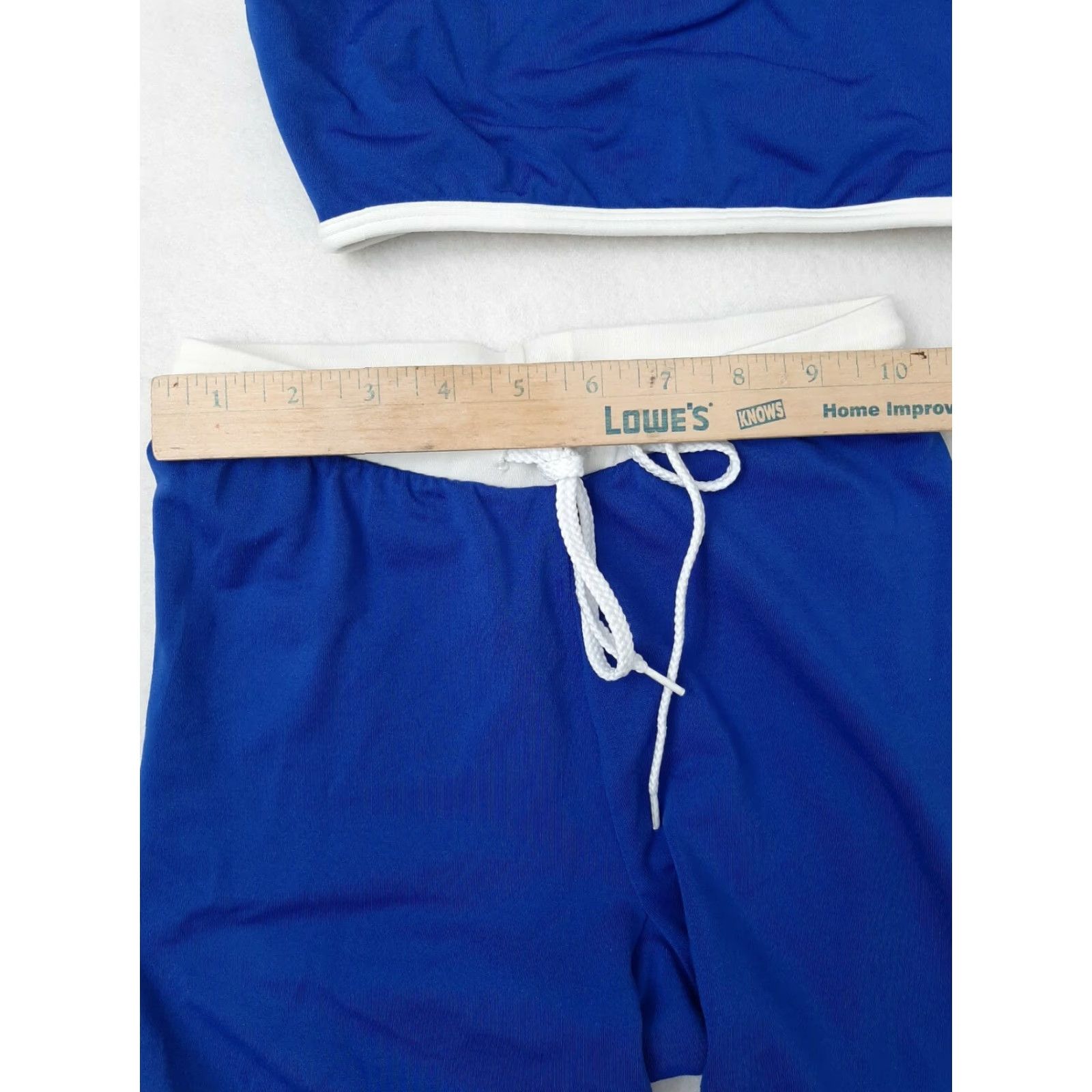 Everlast Everlast Workout Outfit top and pants blue and white womens nylon petite small S Cropped Inseam 19 Waist 20 PS/ Petite Womens Activewear Nylon Shorts? Size S / US 4 / IT 40 - 5 Thumbnail