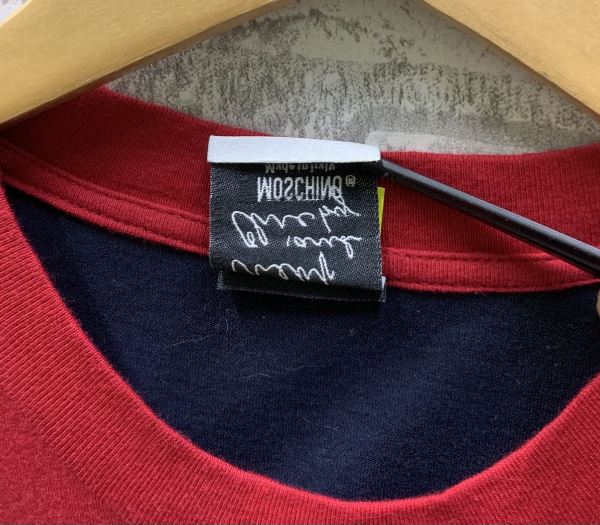 Designer × Moschino Moschino Fashion Designer T-shirts Nice Design Size US L / EU 52-54 / 3 - 8 Thumbnail