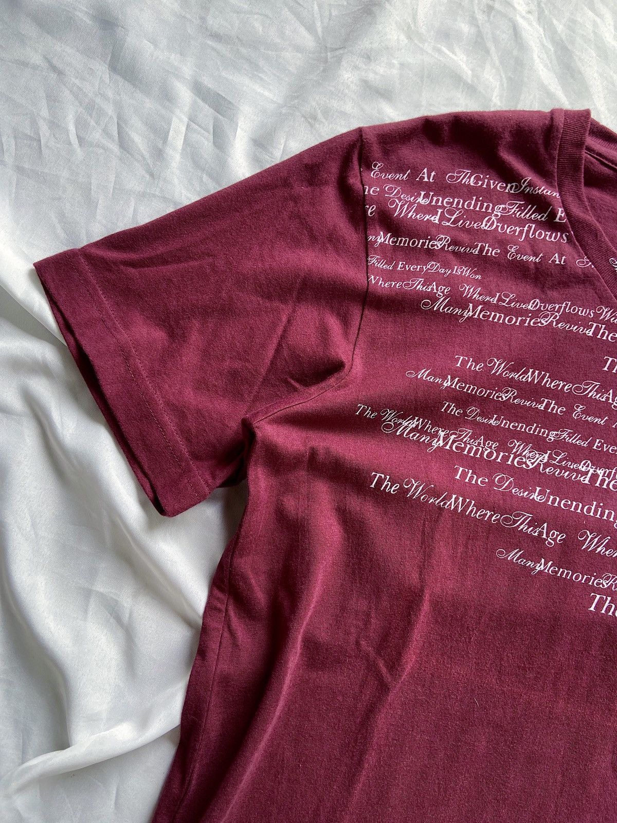 Beauty Beast JAPANESE MENS BIGI POEM TEE Size US L / EU 52-54 / 3 - 2 Thumbnail