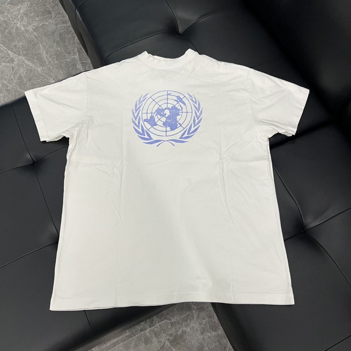 Vetements Vetements FW17 United Nations/Fugs/Proverb Spliced Tee Size US M / EU 48-50 / 2 - 1 Thumbnail