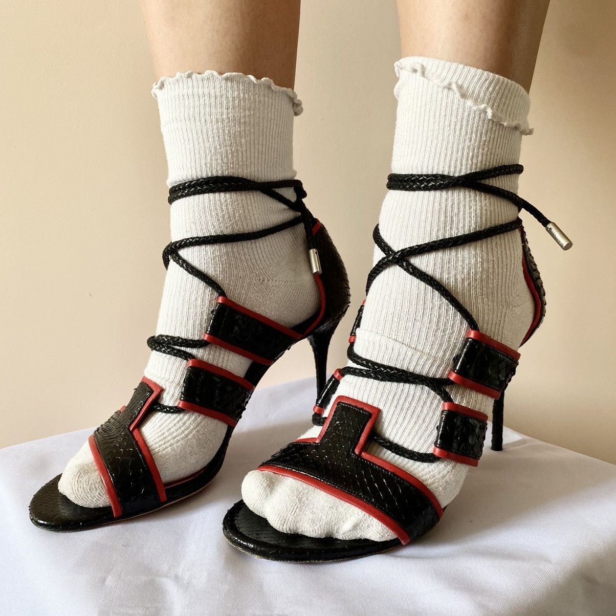 Alexander McQueen Alexander McQueen Python Black/Red Lace Up Heels Sandals Y2K Size US 10 / IT 40 - 3 Thumbnail